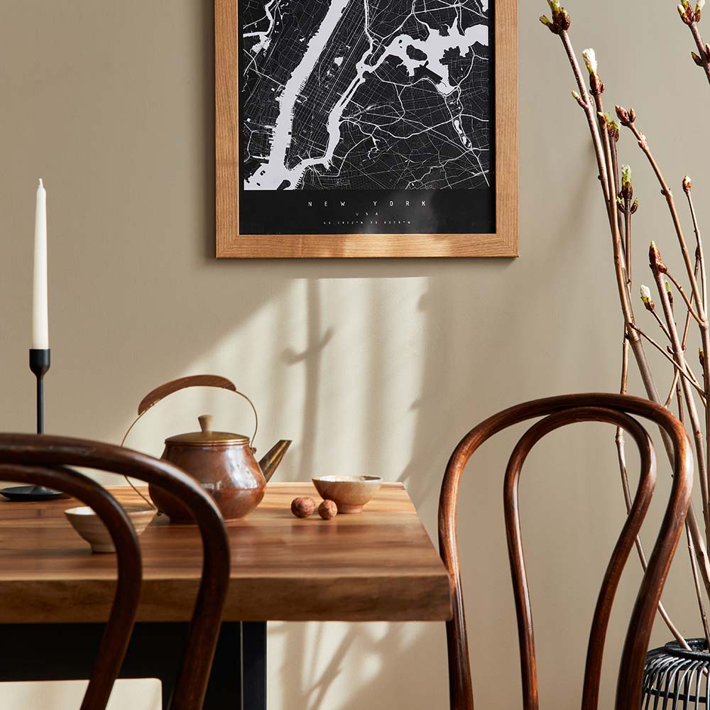 stylish-dining-room-interior-JQJDBX4.jpg